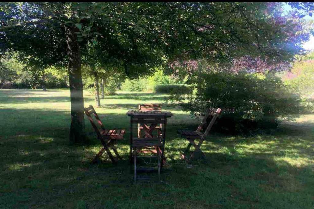 Cottage Normand Avec Sa Grande Piscine Chauffee Toute L Annee Sur Parc Arbore Et Clos En Plein Coeur De La Campagne Adapte Aux Kids Et Dog Friendly Saint-Antonin-de-Sommaire Ngoại thất bức ảnh